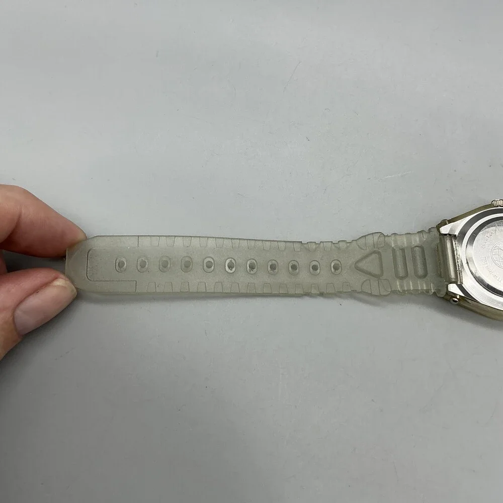 Vintage United Womens Watch 32mm Silver Blue Dial Gem Bezel Clear New Battery